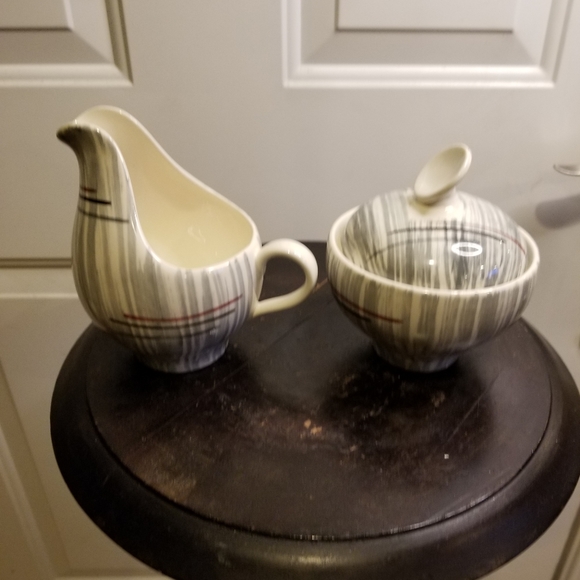 MID-CENTURY Modern Creamer & Sugar Bowl - Picture 4 of 11
